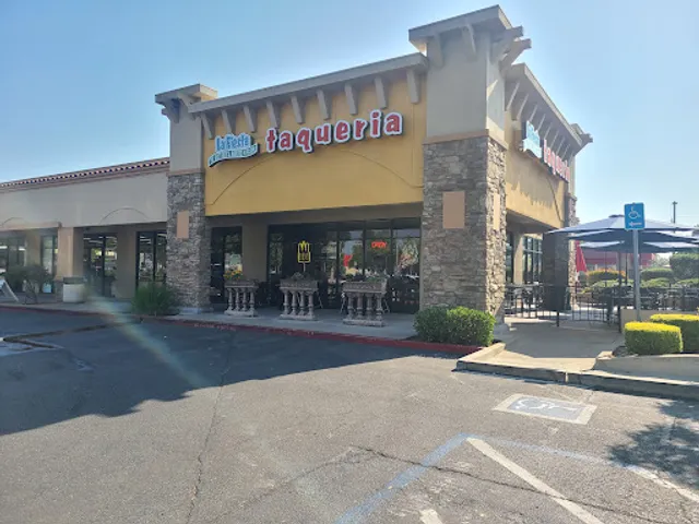 La Fiesta Alteña Taqueria / Folsom