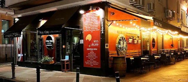 Restaurantes Alicante Vinos y Risas 🥘🍷 "La Gastrobodega"