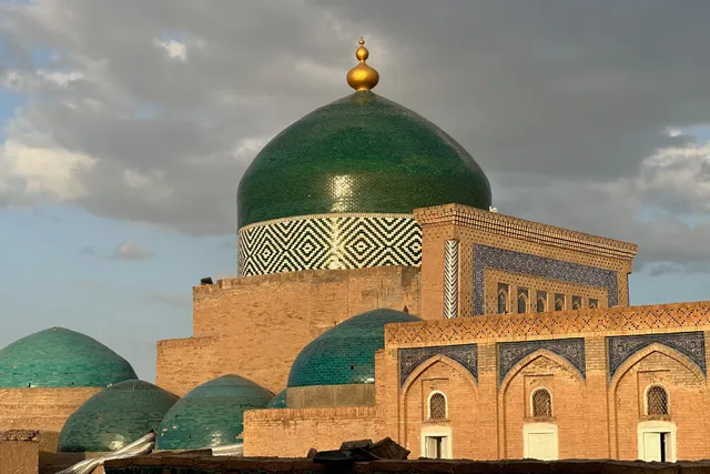 Polvonnazir Guest House