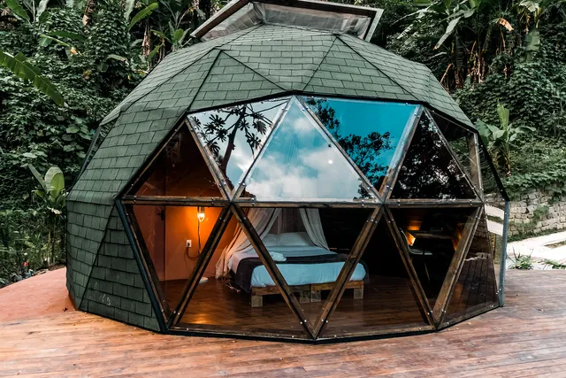 Domo Deva - geodésica, hospedagem e cachoeira