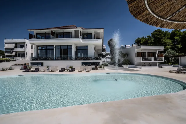 Elion Seaside Resort