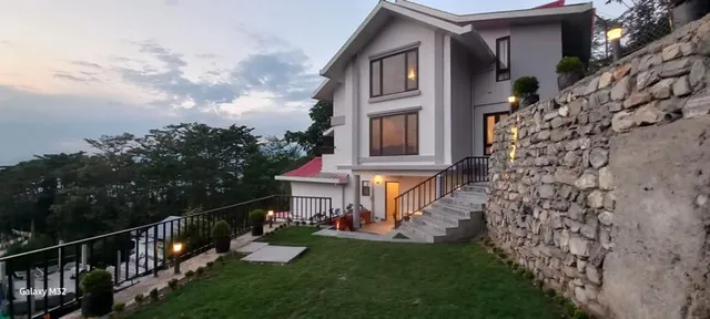 Blue Orchid Premium Homestay