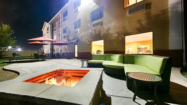 Best Western Plus Whitewater Inn