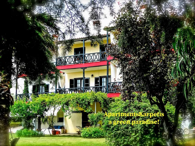 Apartments Karpetis a green paradise!