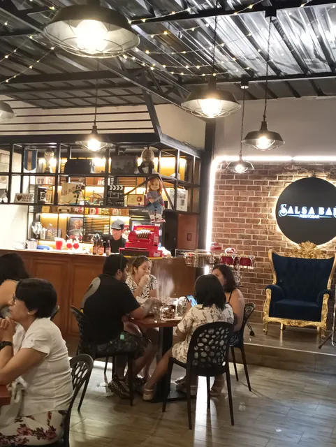 SALSABAR - EL POINT DE LAS ALITAS