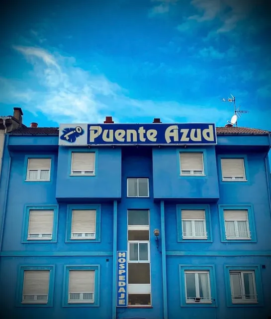 Hostal Puente Azud