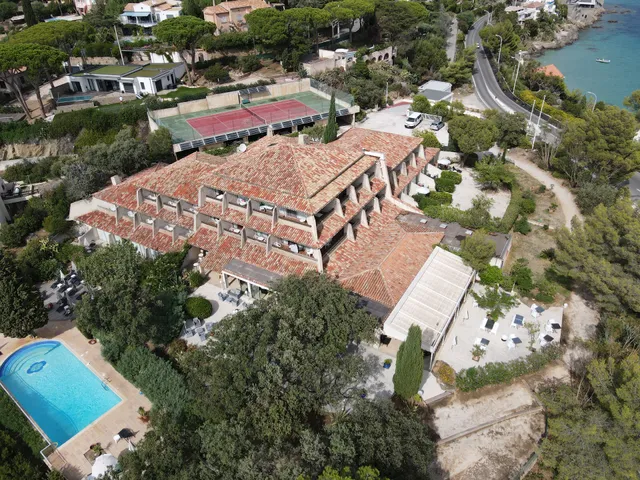 Le 83 Hôtel - Le Lavandou