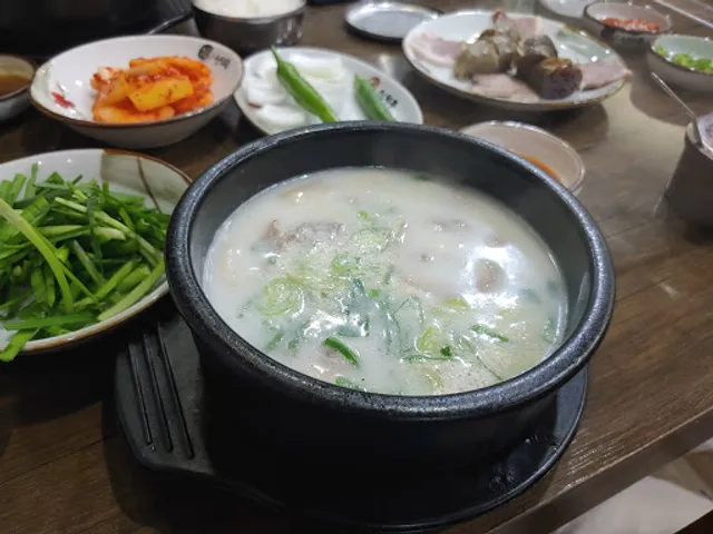 신의주찹쌀순대 응암