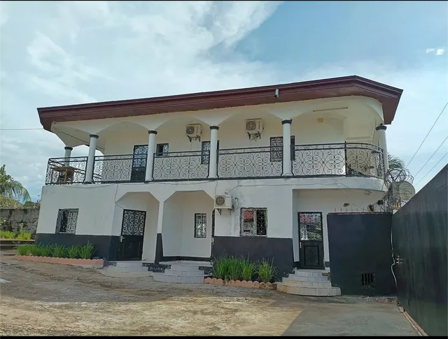 Residence le diamant ( hôtel, appartement meublés kribi Cameroun)