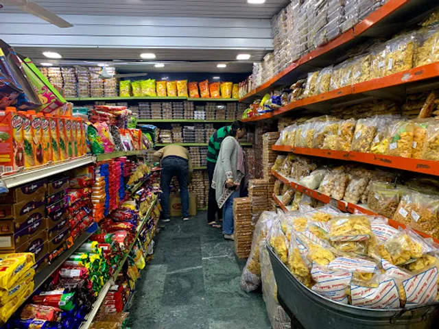 Standard Namkeen Corner