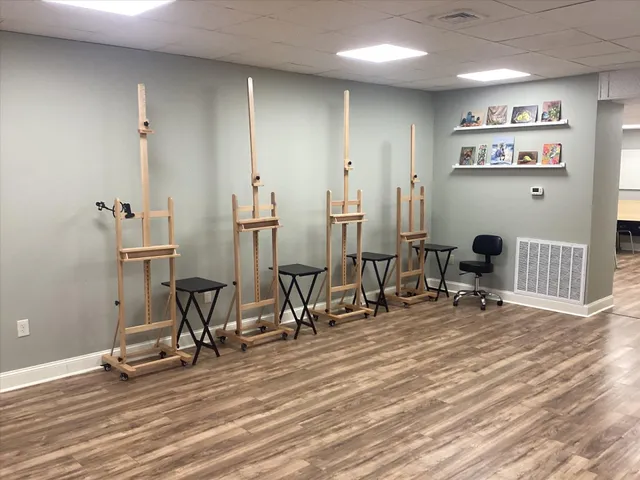 Flourish Fine Art Gallery & Studio