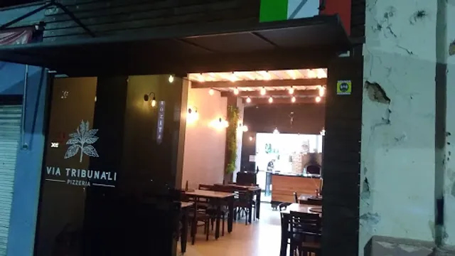 Via Tribunali Pizzeria