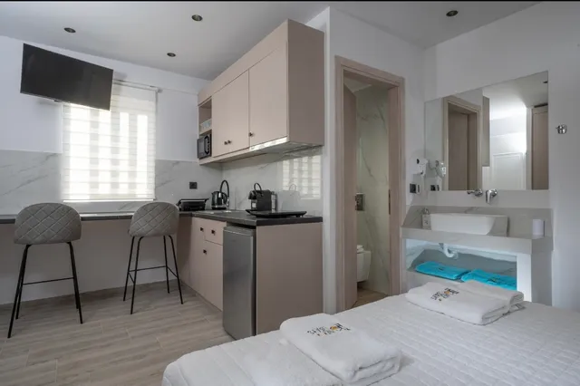 Honey Holiday Apartments