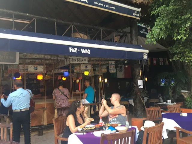 Pez Vela Restaurant