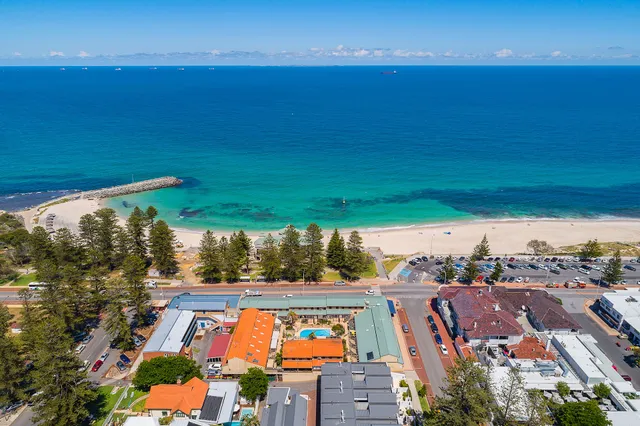 Cottesloe Beach Chalets