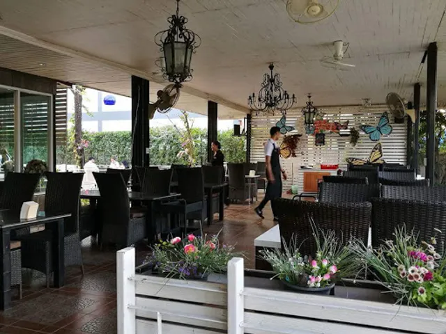 ร้านอาหารฟาโรห์เฮาส์