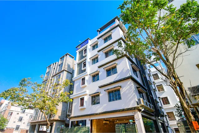 FabHotel Dream World Residency