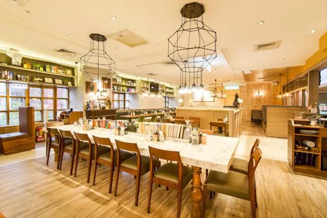 Second Floor Cafe Breeze Taipei Station