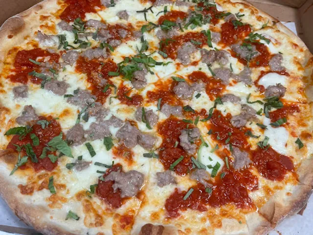 Di Carlos Italian Restaurant Pizza