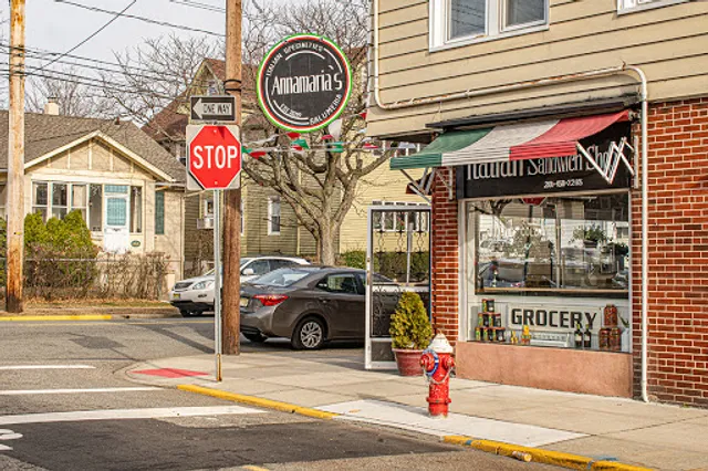 Annamaria's Deli