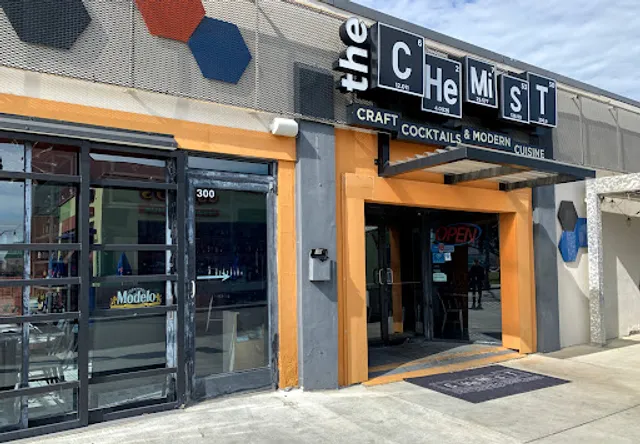 The Chemist - Craft Cocktails and Modern Cuisine