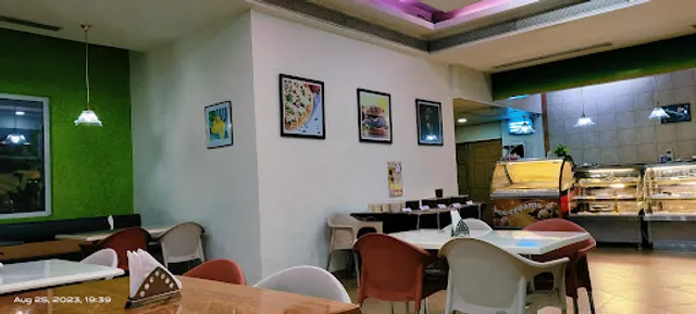 Cafe Canopy | MG Road