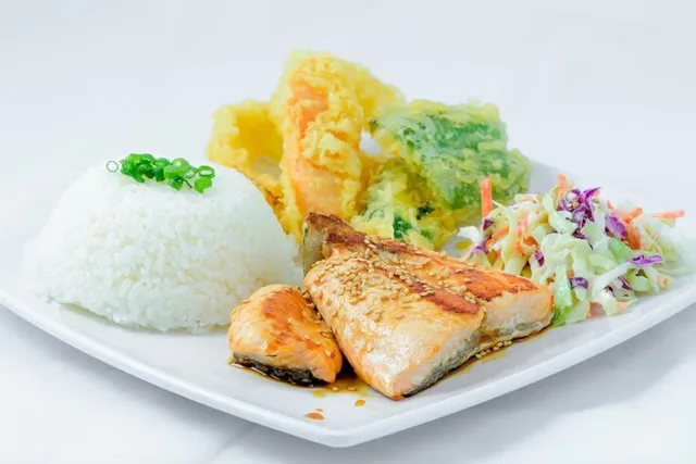 Trapper's Sushi - Enumclaw