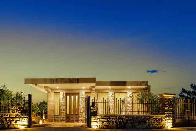 Lithos Messolongi Paradise - A Luxurious Retreat