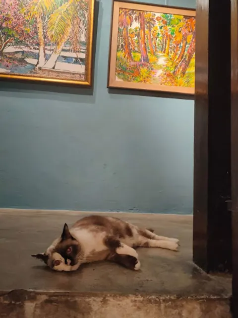 Thanya Art Space & Tea Bar