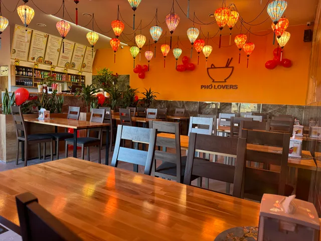 Pho Lovers Bistro -- Magiczna 16