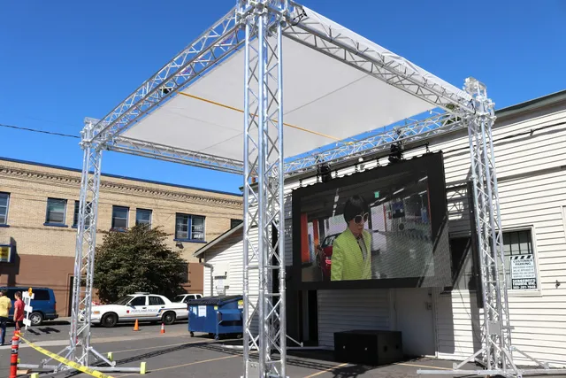 Pro Sound & Lighting