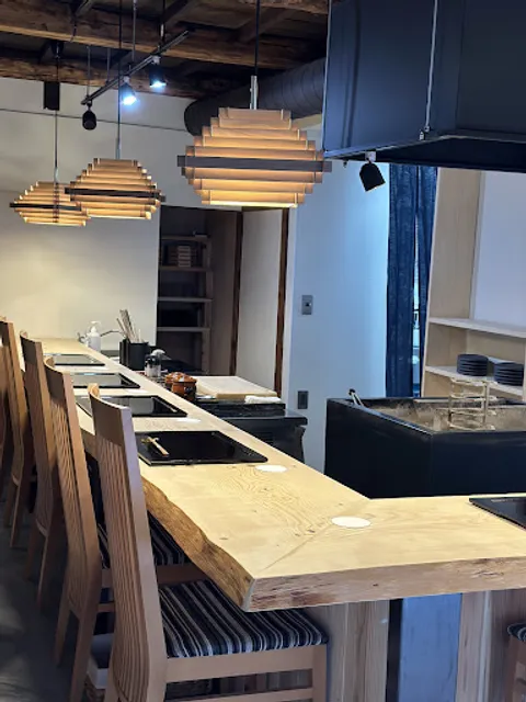 炉端割烹 炭なじ