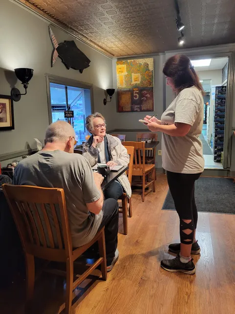 Mueller's Country Store