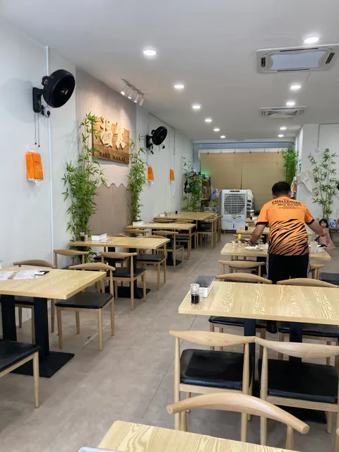 Restoran Cari Makan 揾食