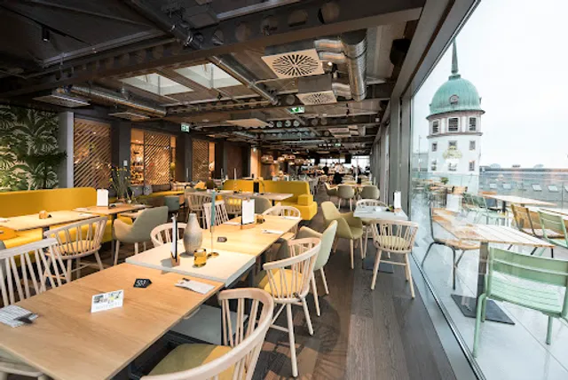 Obendrüber vom Henschel