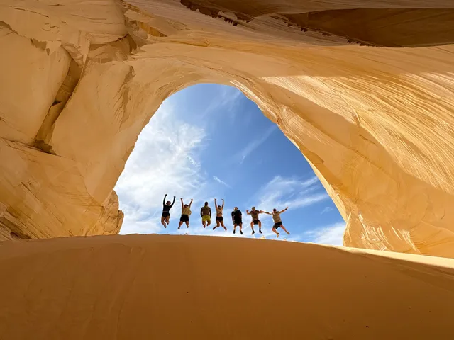 ROAM Outdoor Adventure Co