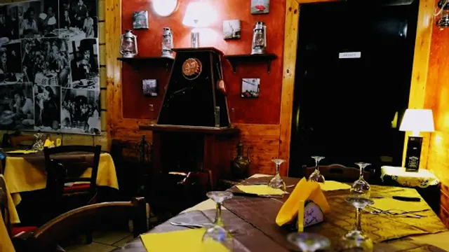 L' Angolo Nascosto Bar Trattoria Pizzeria Pub