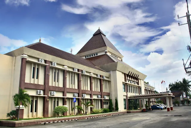 Parai Puri Tani Hotel