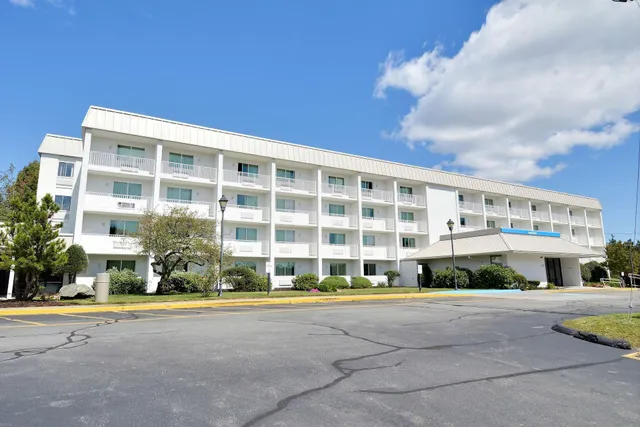 Motel 6 Danvers, MA - Boston North