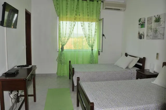 Casa da Lardosa, Guesthouse