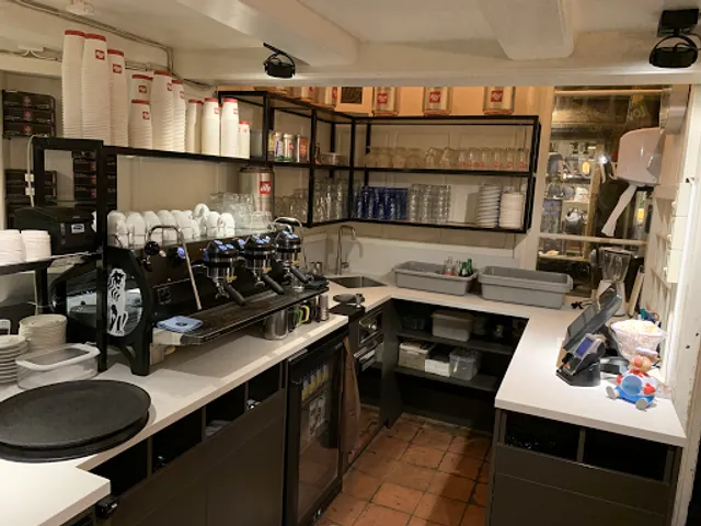 Brasserie Bâton/ Espressamente Baton