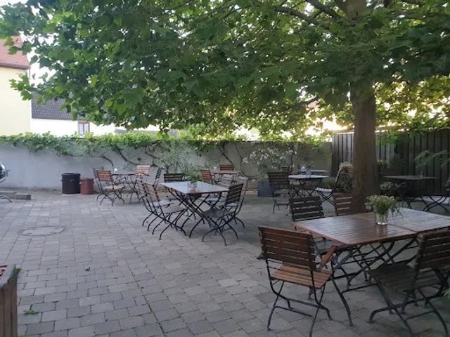 Rotes Ross Marktbergel