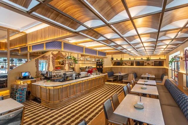 Suka Thai | One Satrio