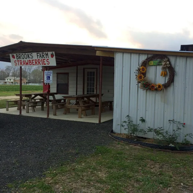 Brooks Farm Market