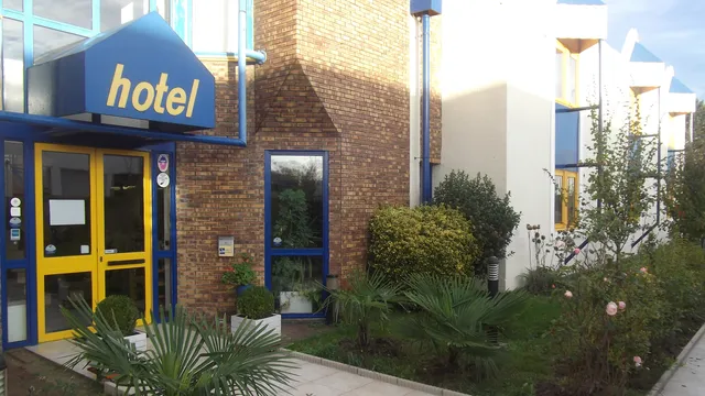 Rev'Hôtel Coignières Maurepas