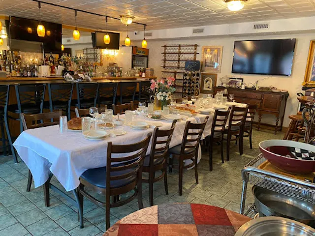 Silvia's Thompsonville Cafe