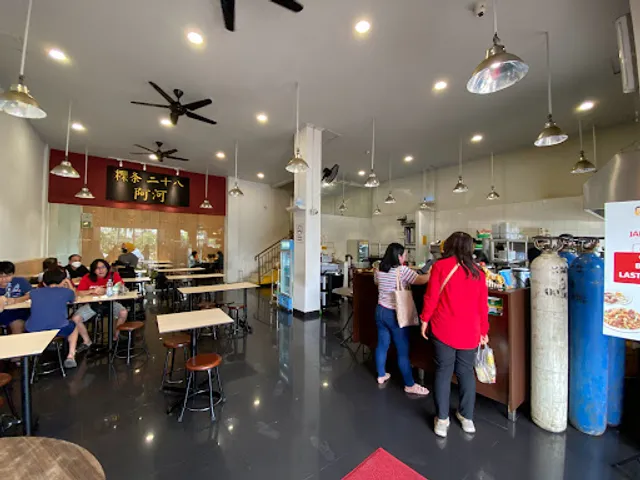 Kwetiau 28 Aho Ruko Diamond Gading Serpong