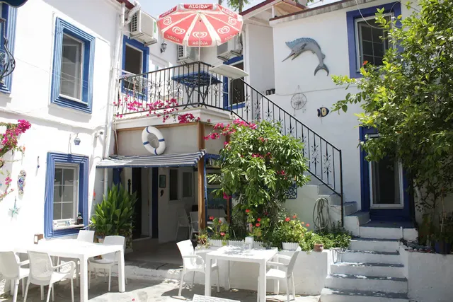 Zümrüt Pansiyon Bodrum