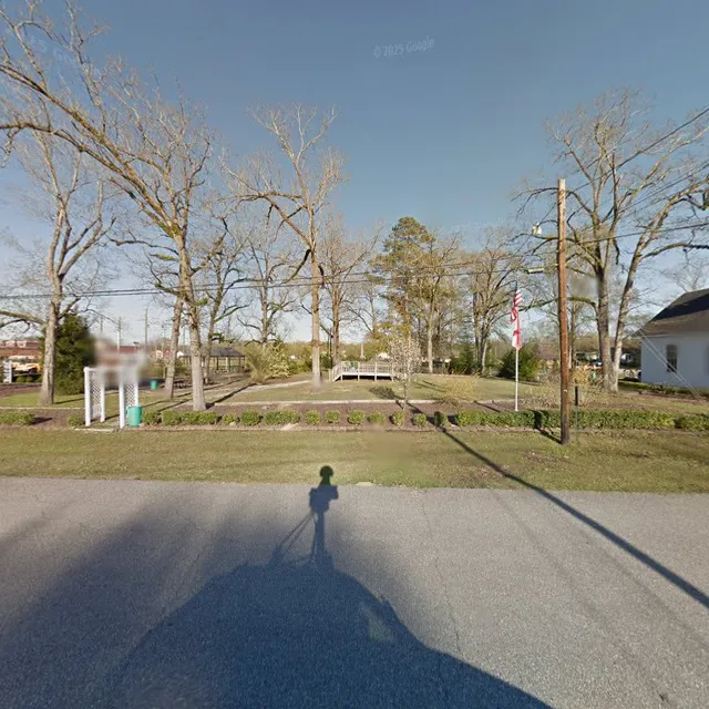 Akridge Arboretum Park