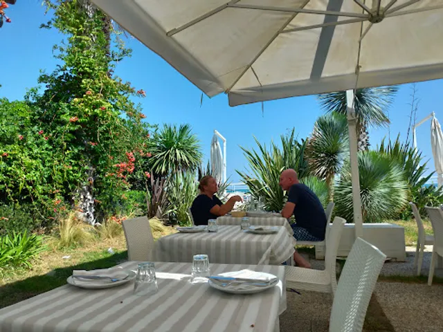 Savana beach&restaurant